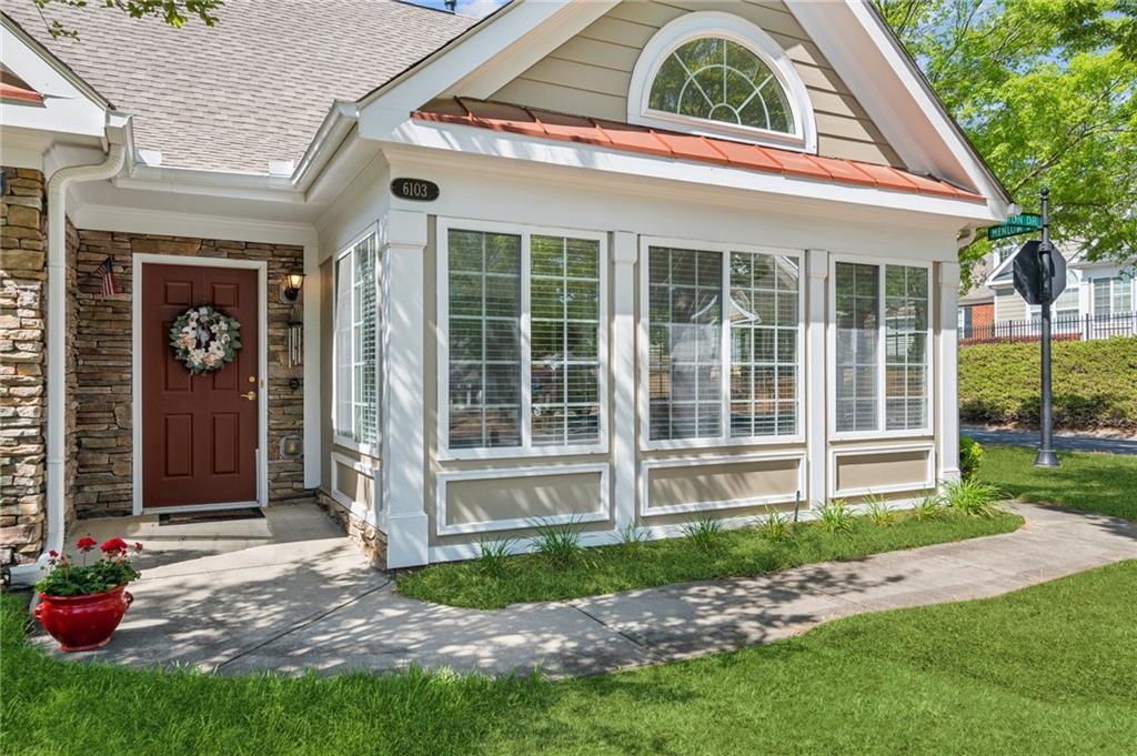 6103 Menlow Court, Cumming, Georgia image 3