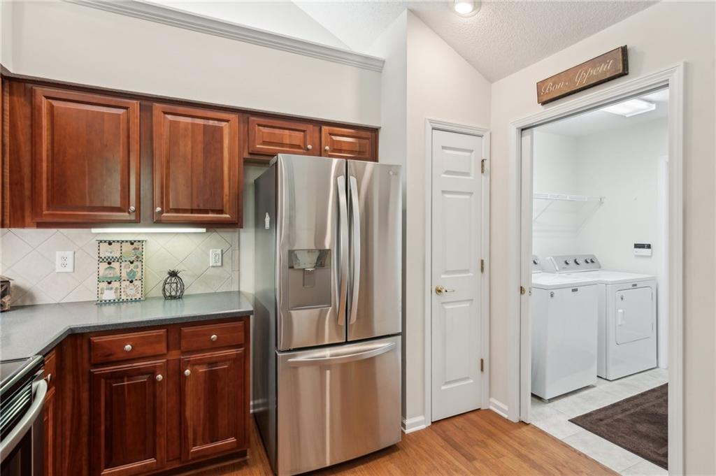 6103 Menlow Court, Cumming, Georgia image 17