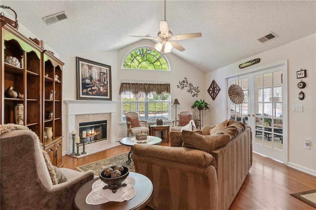 6103 Menlow Court, Cumming, Georgia image 7