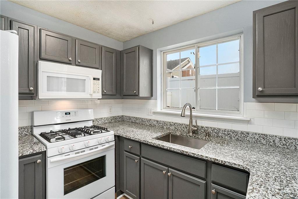 West Oaks - Residential Lease