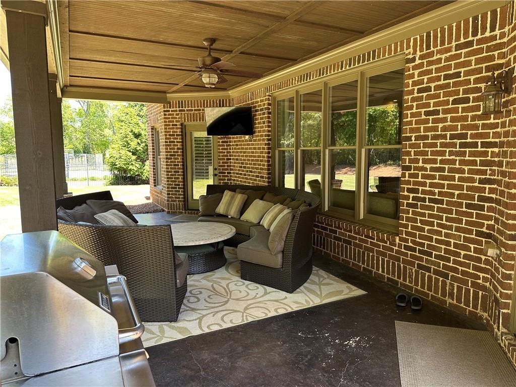 187 Slate Drive, Buford, Georgia image 6