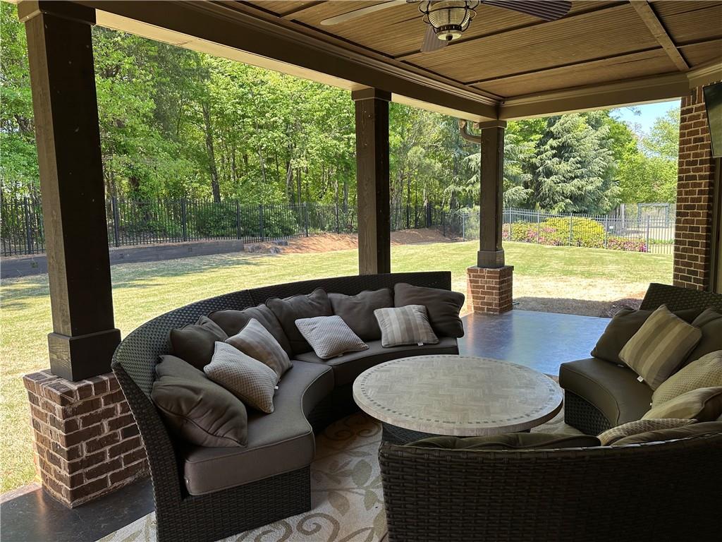 187 Slate Drive, Buford, Georgia image 7