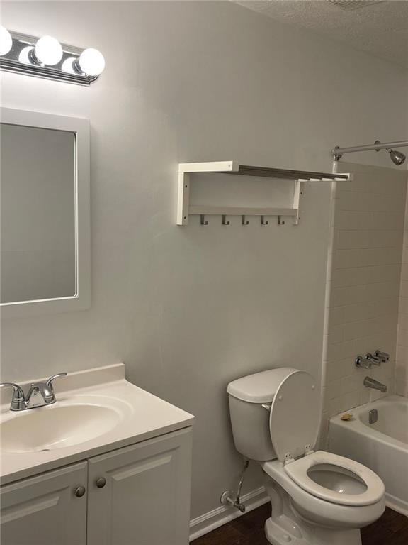 2704 Cumberland Court #27, Smyrna, Georgia image 10