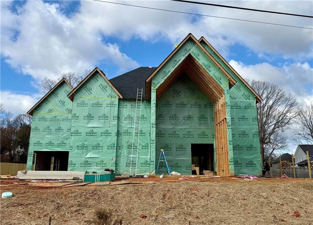 110 Simonton Road SE