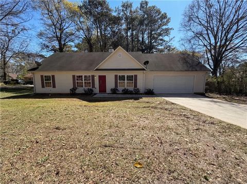 Homes For Sale - 868 Scott Road<br/> Riverdale, GA 30296