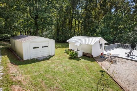 A home in Clarkesville