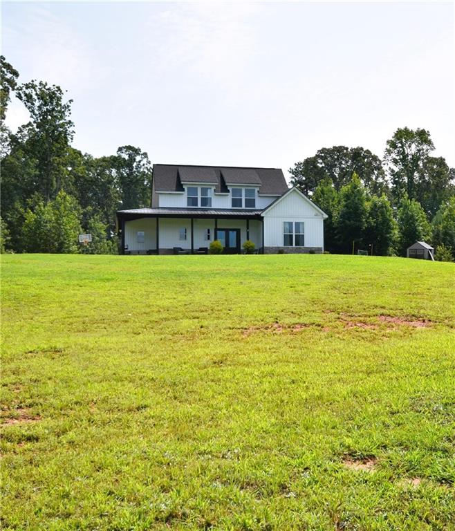 533 Lively Road