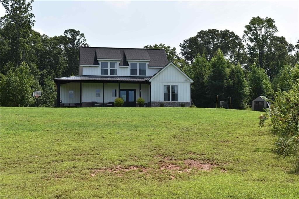 533 Lively Road