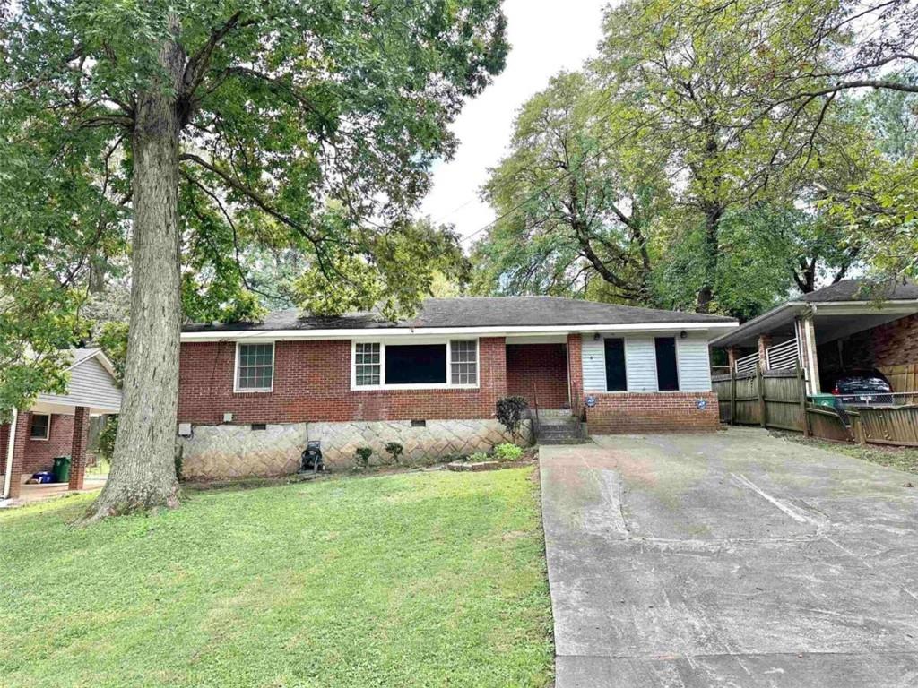 Ready Now! Stunningly renovated 3 bedroom 1 bathroom home in Decatur. Call to schedule a viewing today, this wont last long!