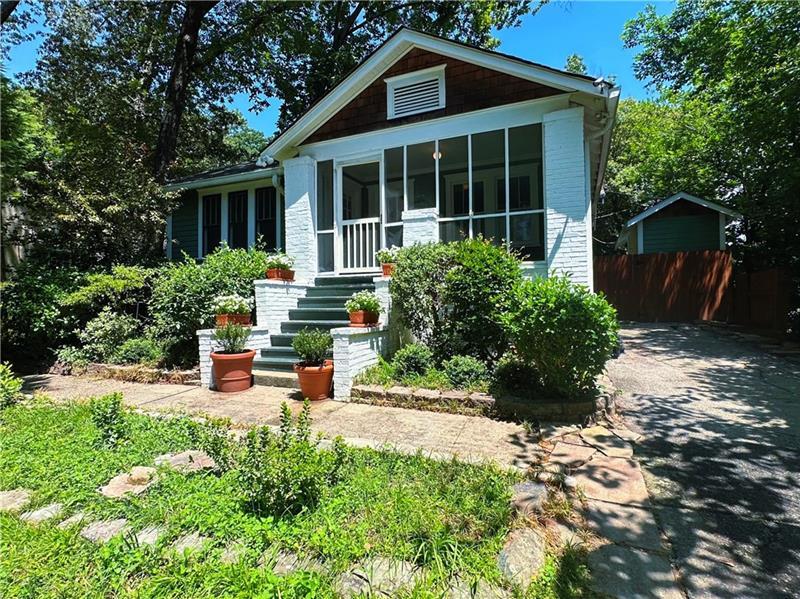 284 Lakeview Avenue NE