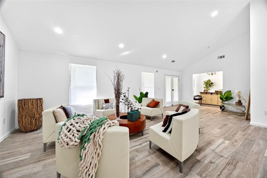 1705 Beechwood Boulevard SW