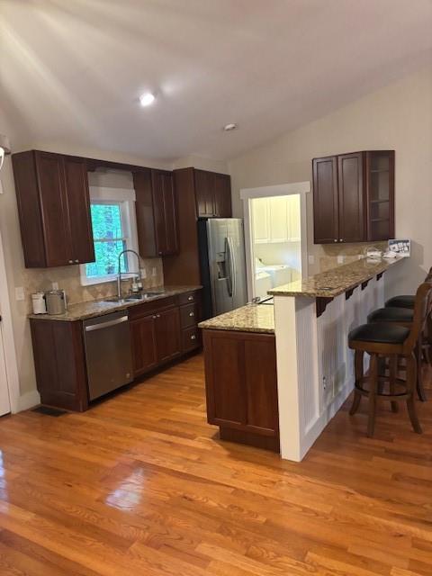 66 Chestnut Oak Point