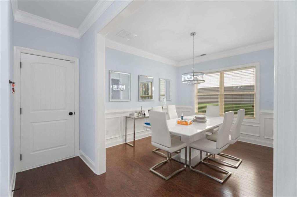 2040 HARVEST RIDGE Circle