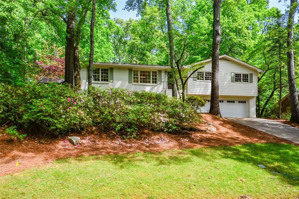 2840 Wendy Lane