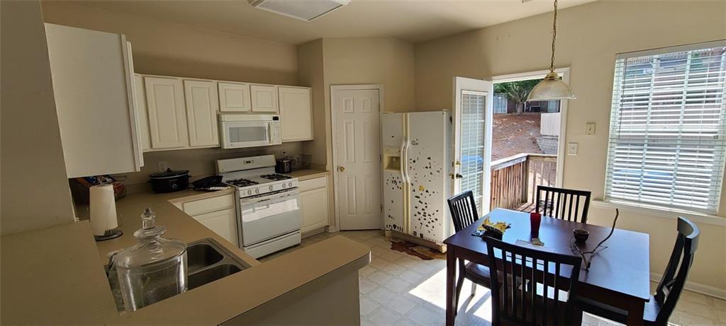 3263 Mill Springs Circle Northeast Circle