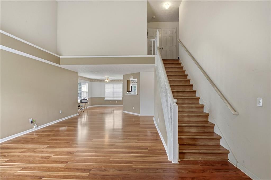 350 Yellow River Lane