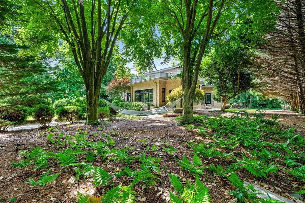 1181 Fairview Road NE
