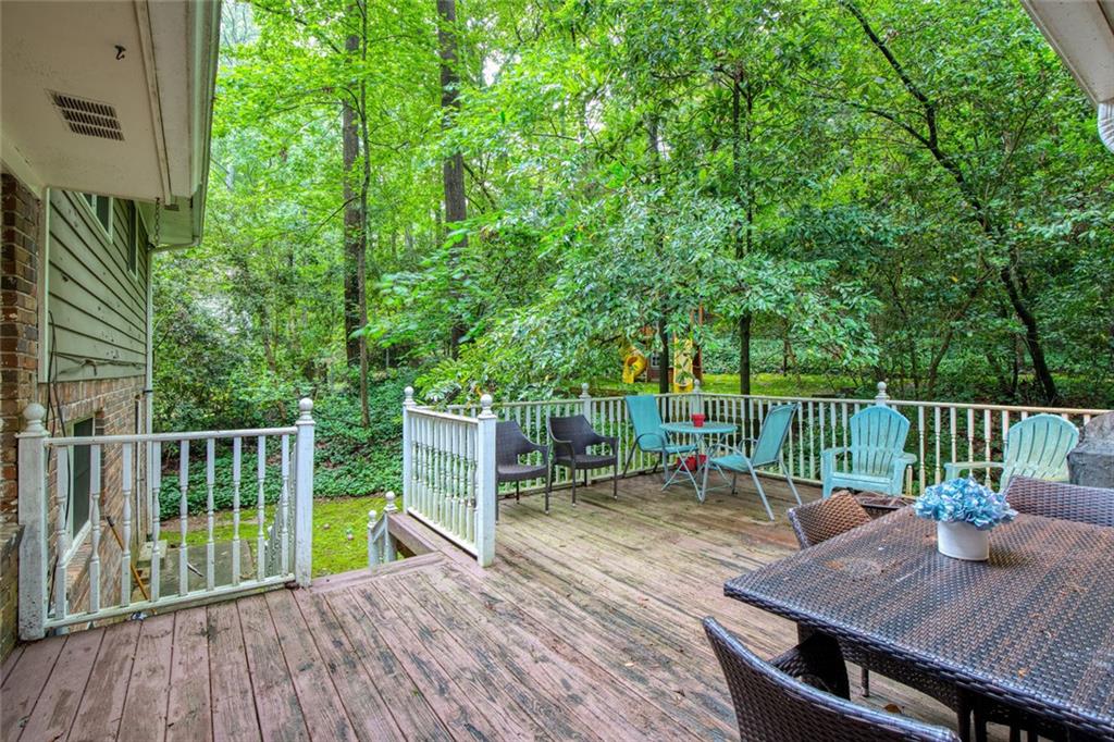 220 N Springs Court, Sandy Springs, Georgia image 14