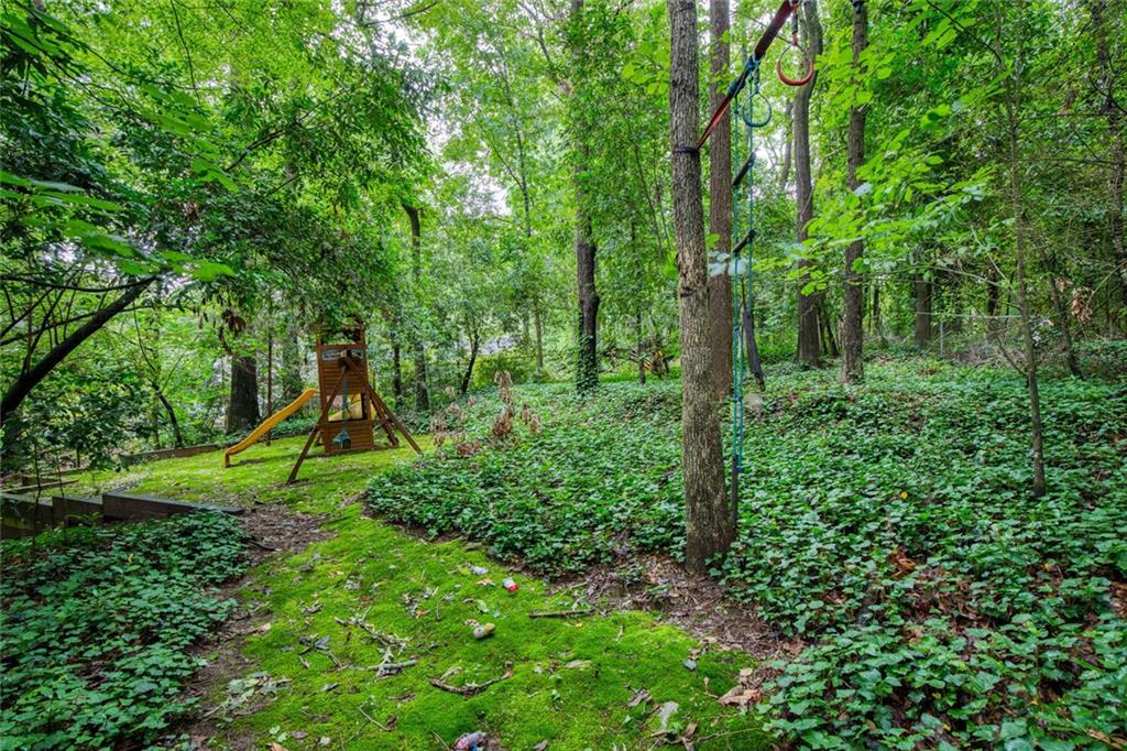 220 N Springs Court, Sandy Springs, Georgia image 17