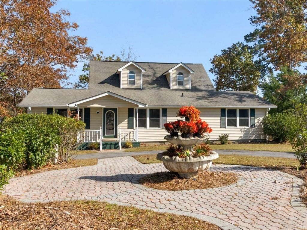 Photo of 296 Reeves Road, Jackson, GA 30233 (MLS # 7685322)