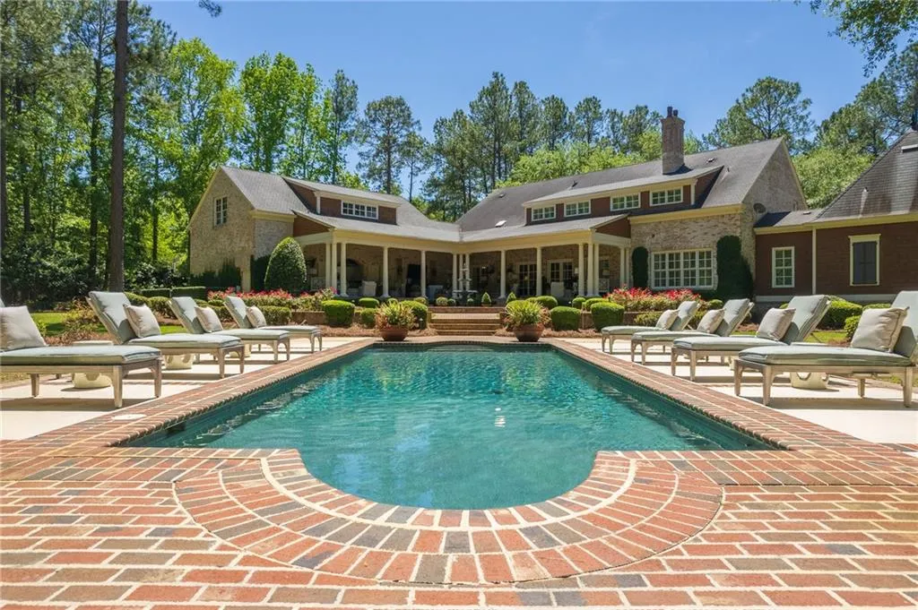 Valdosta, Georgia 31605, United States, 5 Bedrooms Bedrooms, ,7 BathroomsBathrooms,Residential,Active,59791