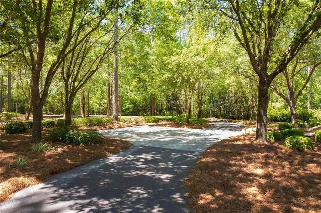 Valdosta, Georgia 31605, United States, 5 Bedrooms Bedrooms, ,7 BathroomsBathrooms,Residential,Active,59791