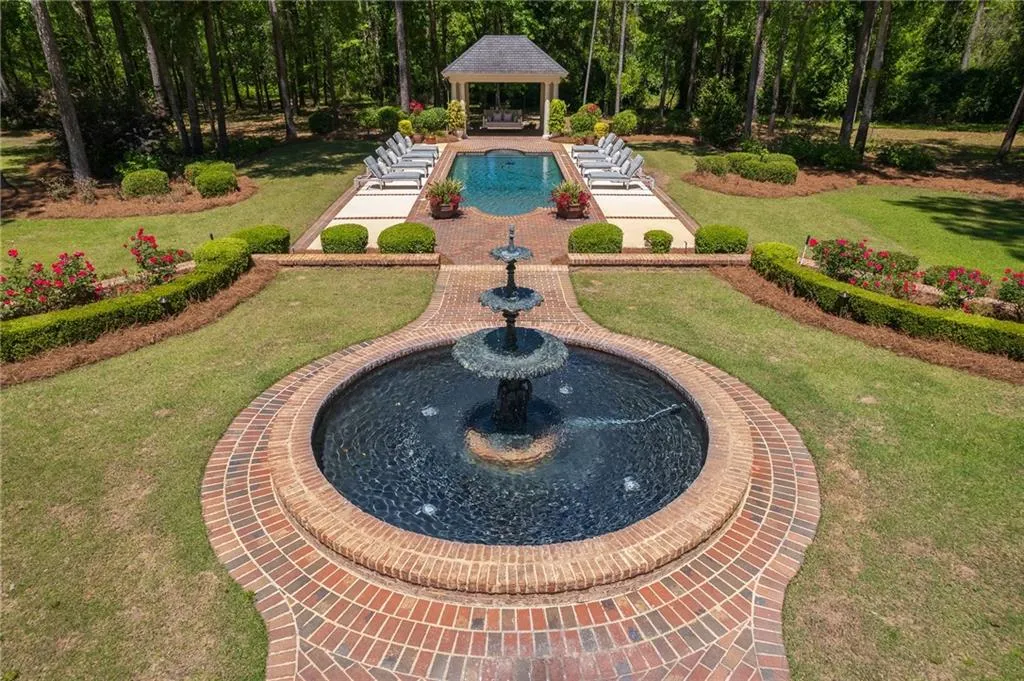 Valdosta, Georgia 31605, United States, 5 Bedrooms Bedrooms, ,7 BathroomsBathrooms,Residential,Active,59791