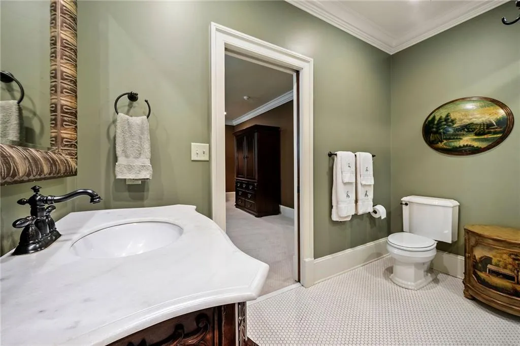 Valdosta, Georgia 31605, United States, 5 Bedrooms Bedrooms, ,7 BathroomsBathrooms,Residential,Active,59791