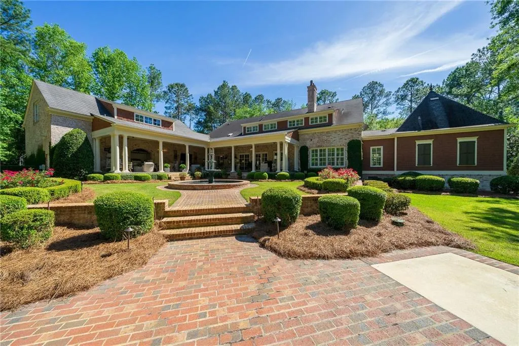 Valdosta, Georgia 31605, United States, 5 Bedrooms Bedrooms, ,7 BathroomsBathrooms,Residential,Active,59791