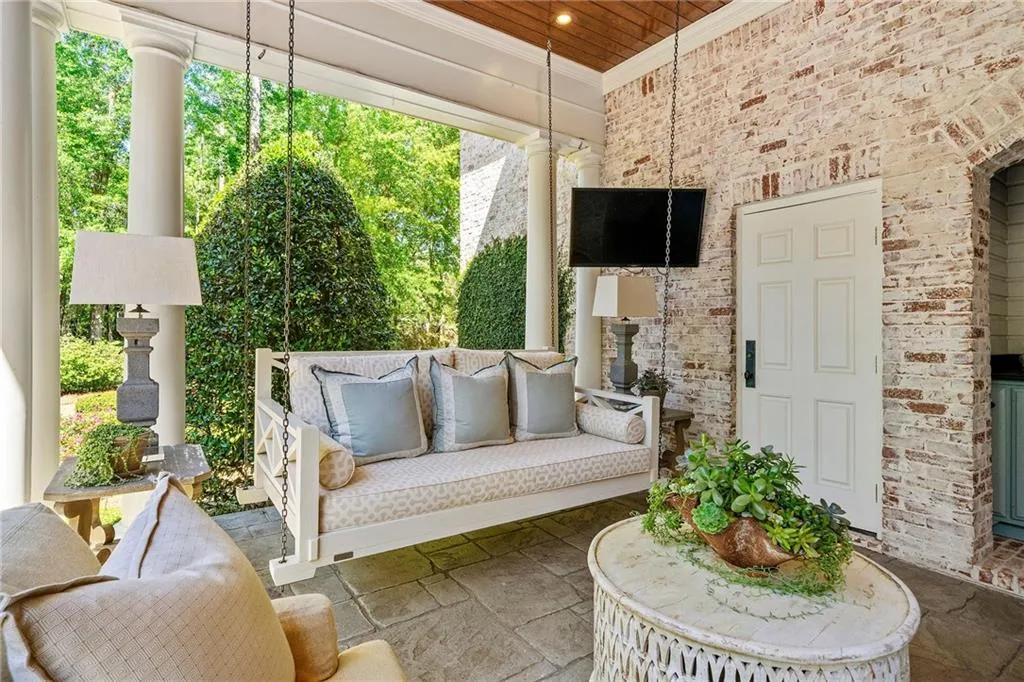 Valdosta, Georgia 31605, United States, 5 Bedrooms Bedrooms, ,7 BathroomsBathrooms,Residential,Active,59791