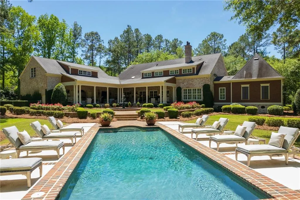 Valdosta, Georgia 31605, United States, 5 Bedrooms Bedrooms, ,7 BathroomsBathrooms,Residential,Active,59791