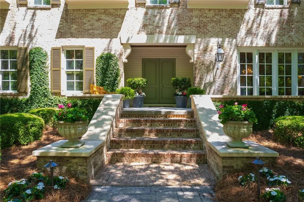 Valdosta, Georgia 31605, United States, 5 Bedrooms Bedrooms, ,7 BathroomsBathrooms,Residential,Active,59791