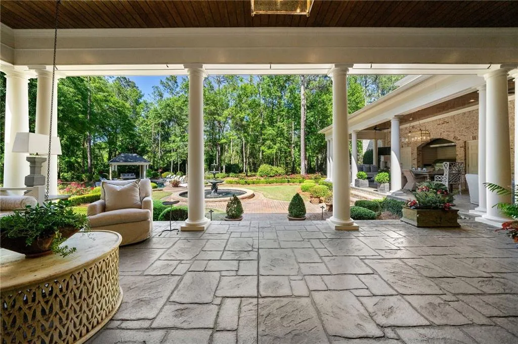 Valdosta, Georgia 31605, United States, 5 Bedrooms Bedrooms, ,7 BathroomsBathrooms,Residential,Active,59791