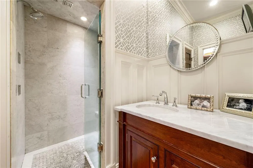 Valdosta, Georgia 31605, United States, 5 Bedrooms Bedrooms, ,7 BathroomsBathrooms,Residential,Active,59791