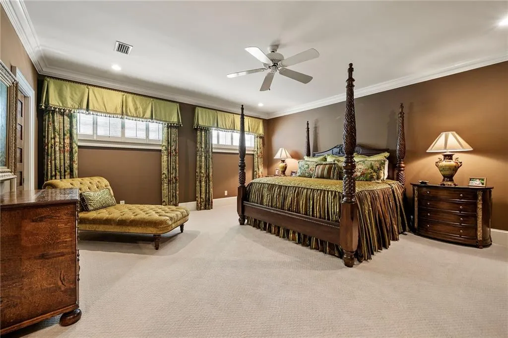 Valdosta, Georgia 31605, United States, 5 Bedrooms Bedrooms, ,7 BathroomsBathrooms,Residential,Active,59791