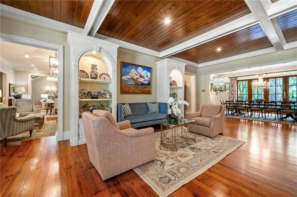 Valdosta, Georgia 31605, United States, 5 Bedrooms Bedrooms, ,7 BathroomsBathrooms,Residential,Active,59791