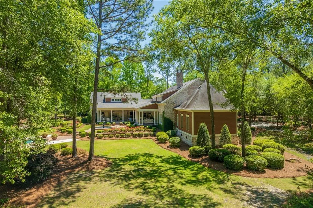 Valdosta, Georgia 31605, United States, 5 Bedrooms Bedrooms, ,7 BathroomsBathrooms,Residential,Active,59791