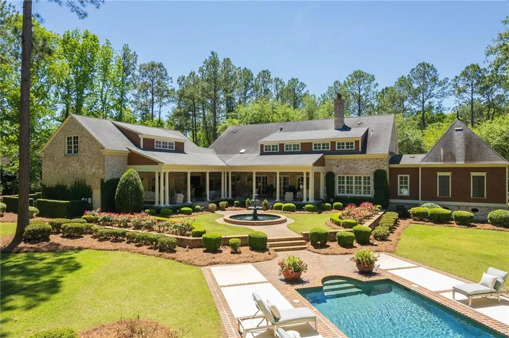 Valdosta, Georgia 31605, United States, 5 Bedrooms Bedrooms, ,7 BathroomsBathrooms,Residential,Active,59791