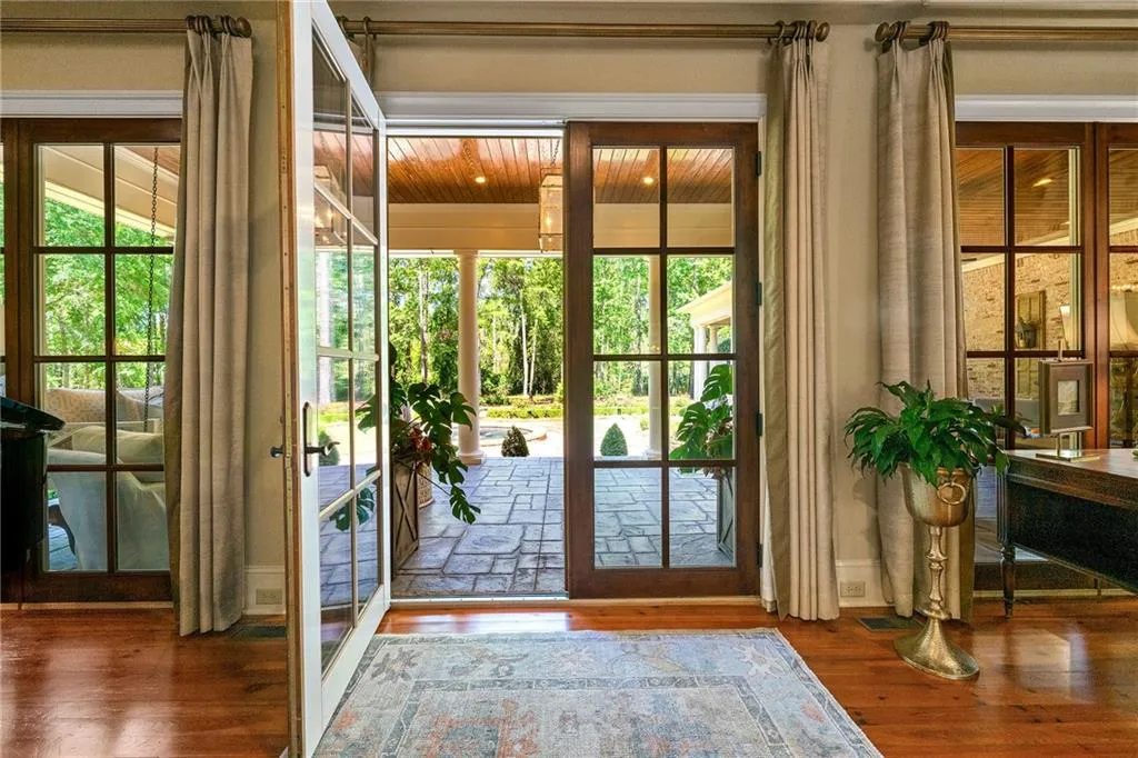 Valdosta, Georgia 31605, United States, 5 Bedrooms Bedrooms, ,7 BathroomsBathrooms,Residential,Active,59791