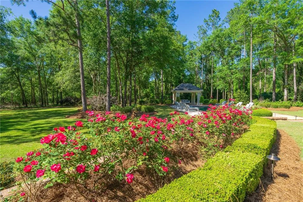 Valdosta, Georgia 31605, United States, 5 Bedrooms Bedrooms, ,7 BathroomsBathrooms,Residential,Active,59791