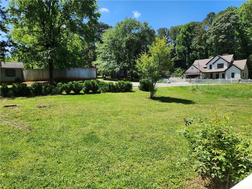 5028 Valley Court, Oakwood, Georgia image 9