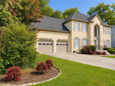 Homes For Sale - 1455 Richards Circle<br/> Alpharetta, GA 30009