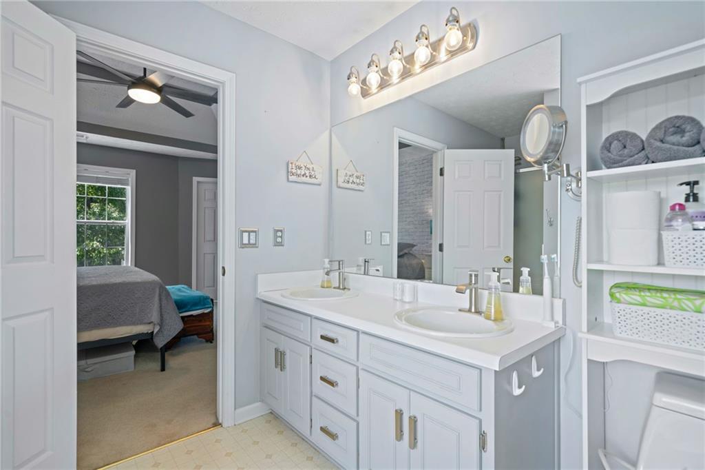 3180 Victoria Ridge Court