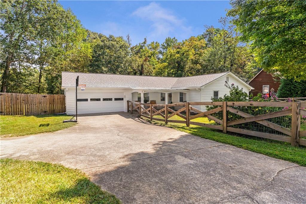 2640 Lanier Beach South Road