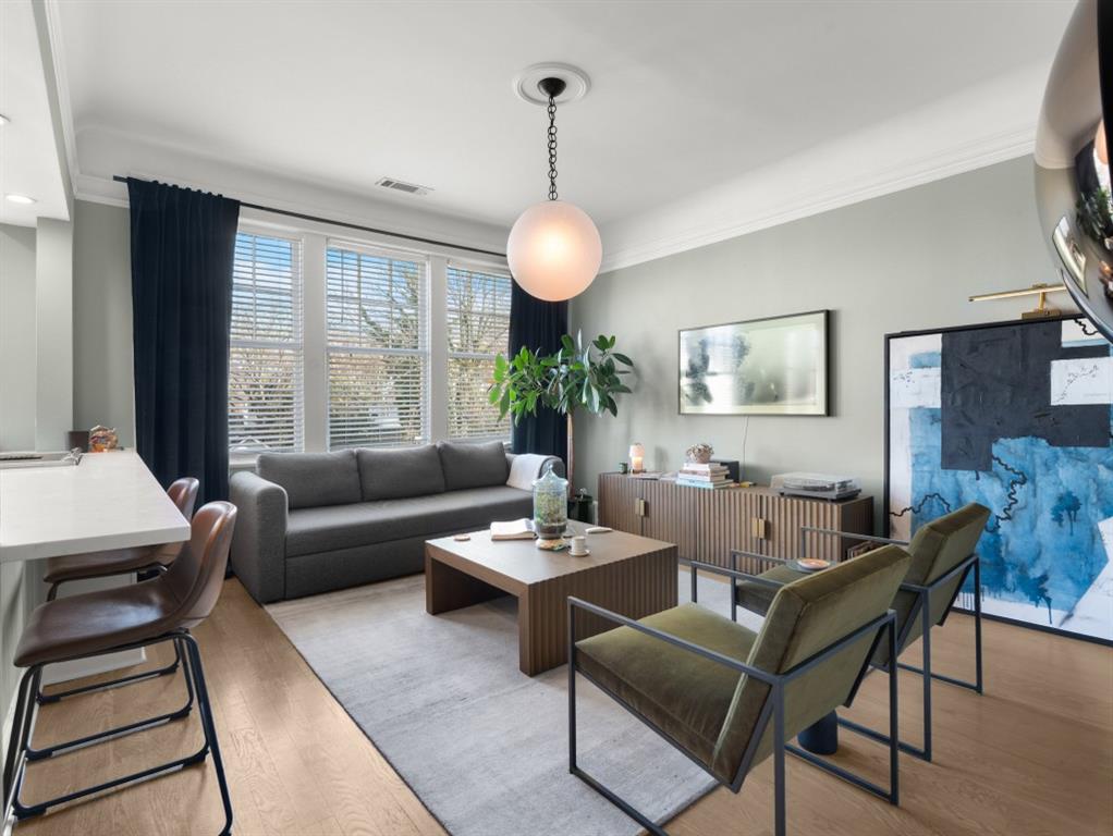 301 10th Street NE 15