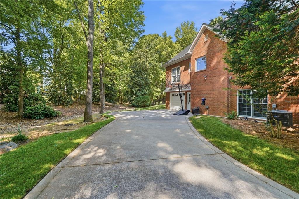 153 York Place
