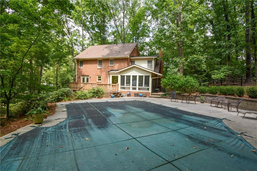 757 Sunset Drive