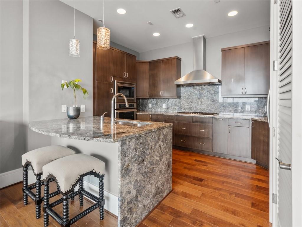 1065 Peachtree Street NE PH3703