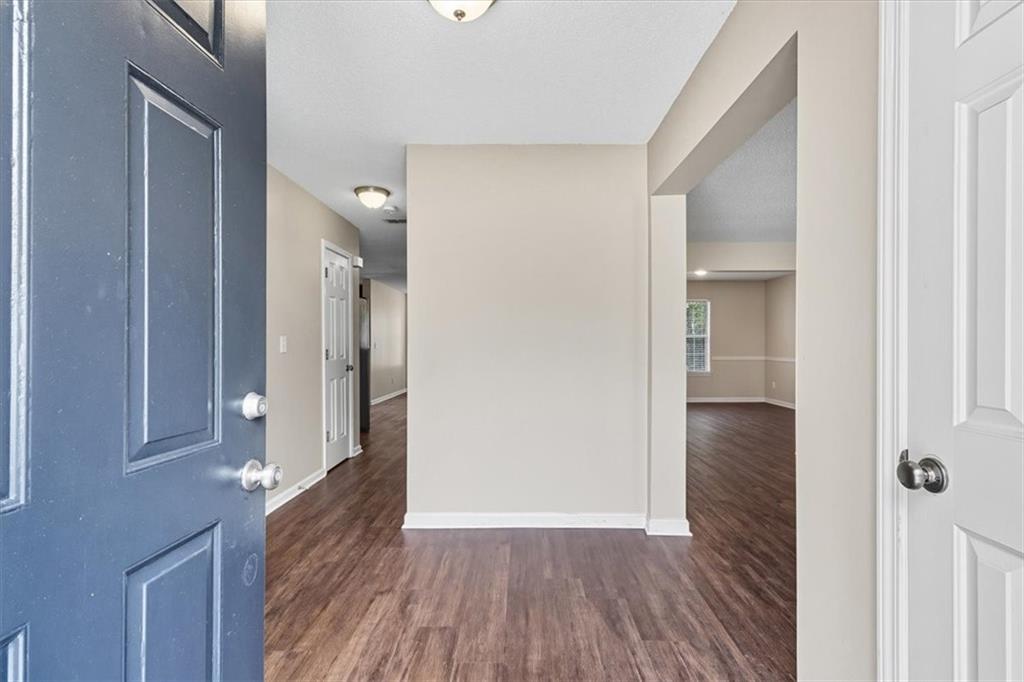 380 Cascade Rise Court SW