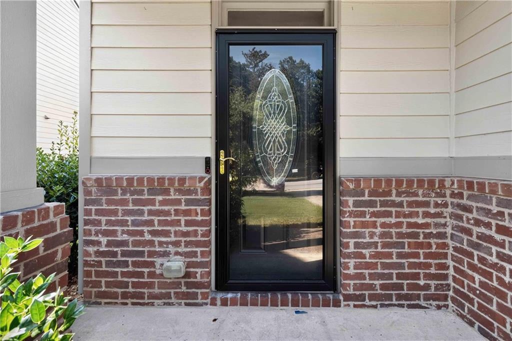 3744 Hampshire Walk